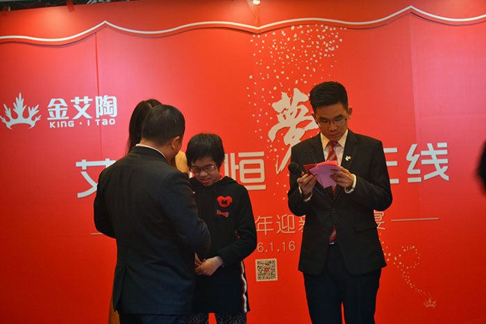 黃詩恒小朋友演唱的歌曲獲得三等獎(jiǎng)