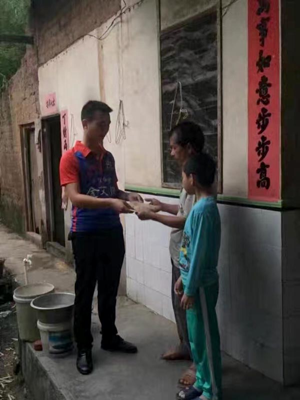 健康運動，致力善舉，興寧金艾陶足球隊好樣的！