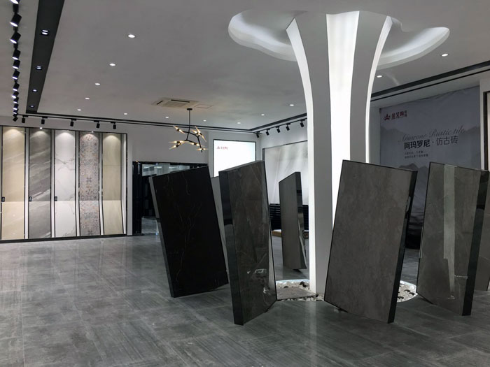 聽說金艾陶有酒有故事，看官們，約么？