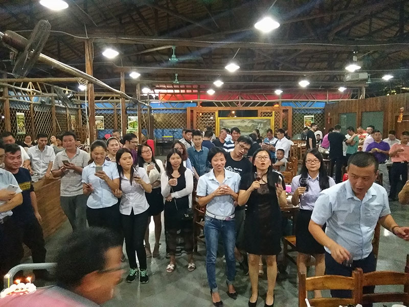 金艾陶喜迎三周年慶，感恩同行