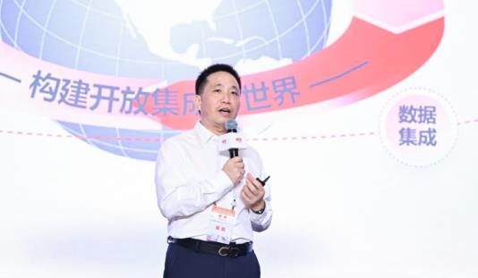 用友iuap以AI為核心引擎，幫助企業全面升級數智底座